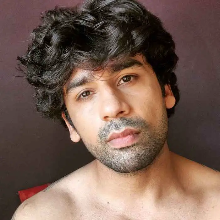 Aashish Mehrotra Indian Actor Height, Weight, Age, Bio, and More 2022 - Festive India